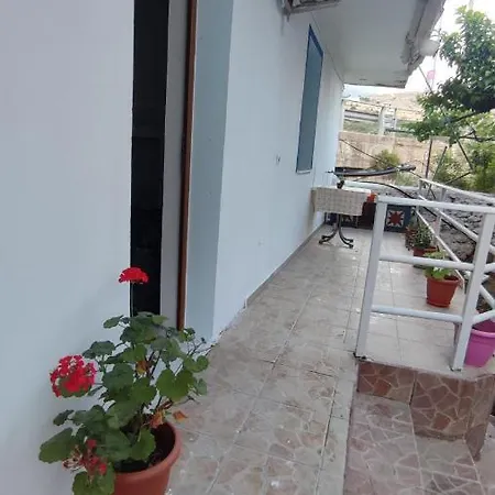 Summer Rooms Himare