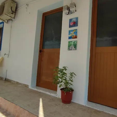 Summer Rooms Himarë