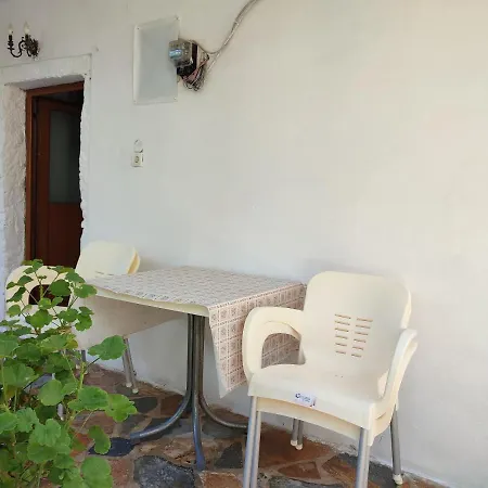 Affittacamere Summer Rooms Himare