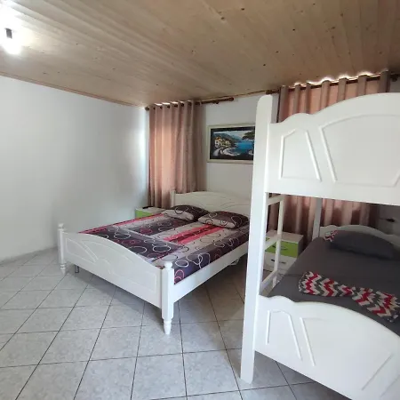 Summer Rooms